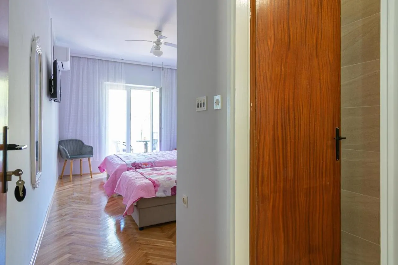 Rooms By The Sea Pasman - 4309