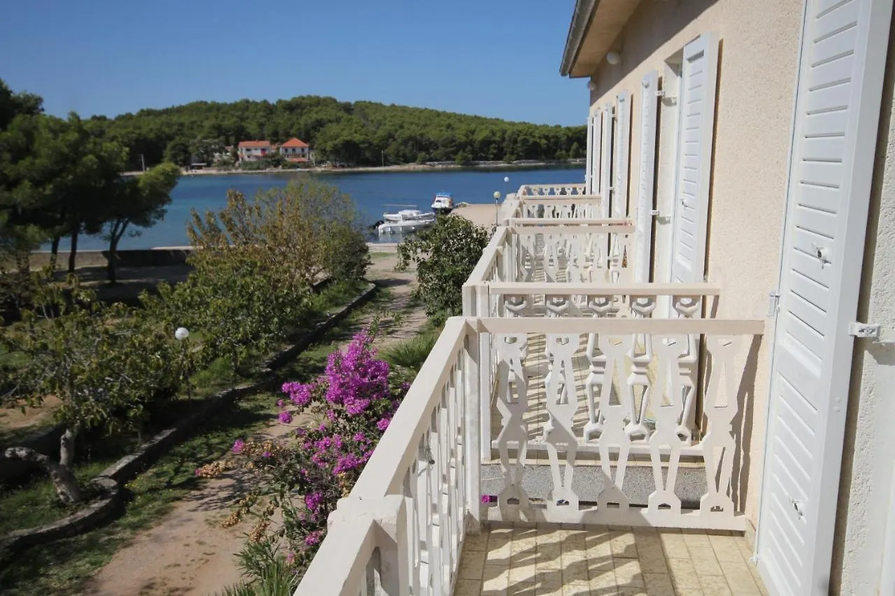 Rooms By The Sea Pasman - 4309 Guest house