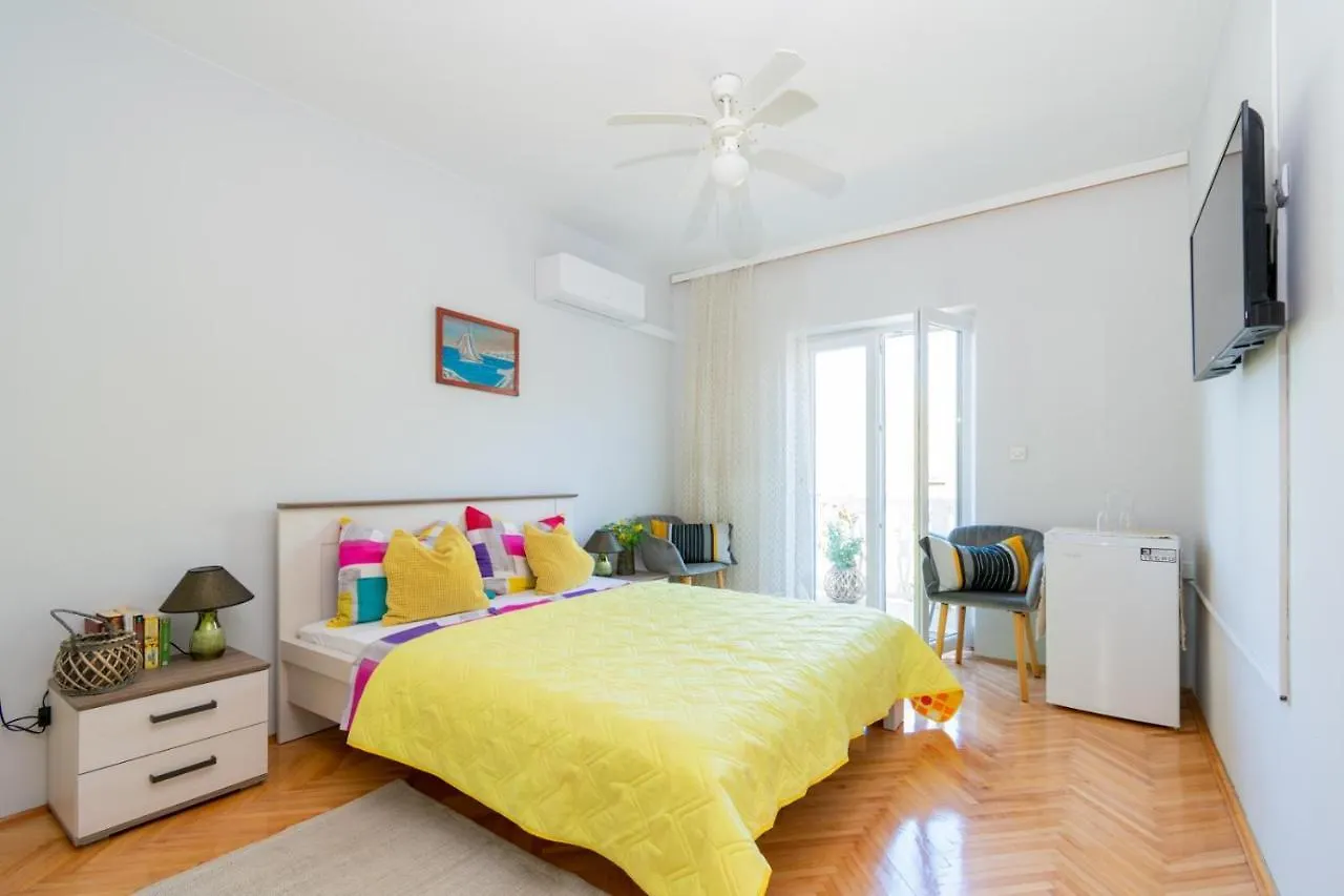 Guest house Rooms By The Sea Pasman - 4309